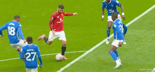 1759588135448061552.gif m4.gif